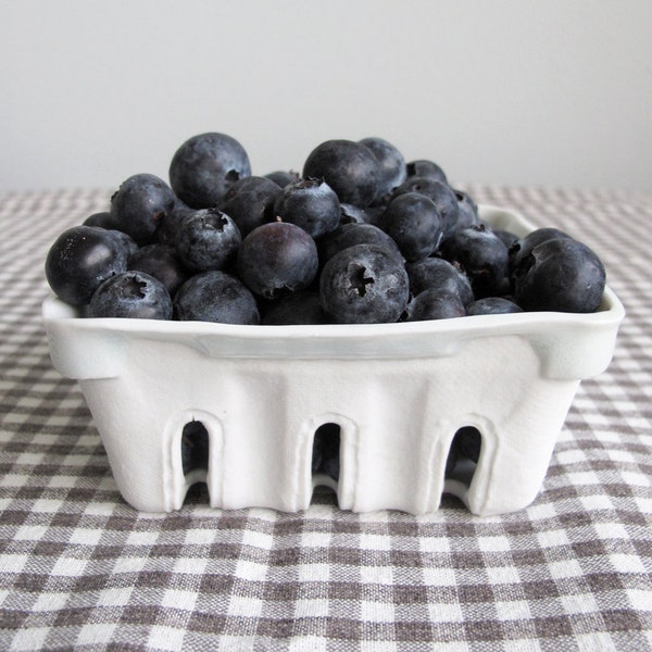 EN STOCK : Panier de Berry en porcelaine avec glaçure bleu de glace