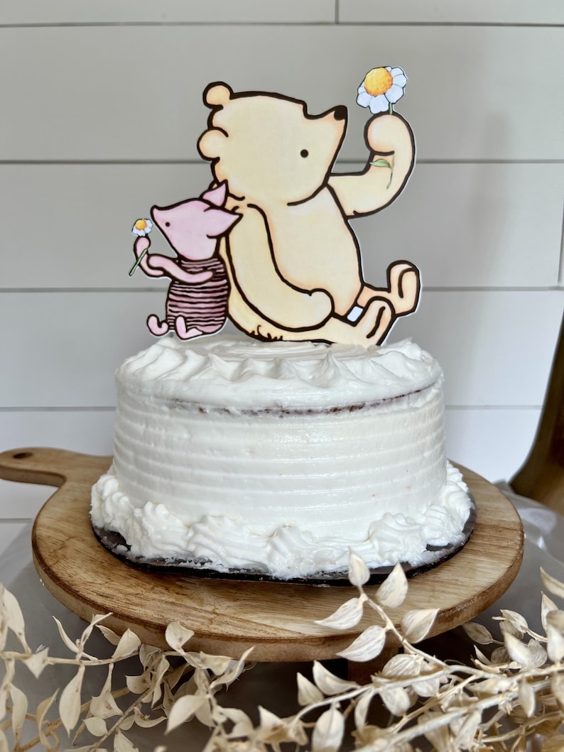 Winnie the Pooh Paper Cake Topper/Pooh & Piglet Daisy Flowers/Classic Bear Baby Shower/Birthday/Floral Centerpiece/Photo Prop/Smash Cake image 1