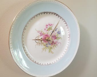 Vintage Floral Plate Wall Clock: Silent, Soft Blue Filigree (9 Inch) - Item 3394