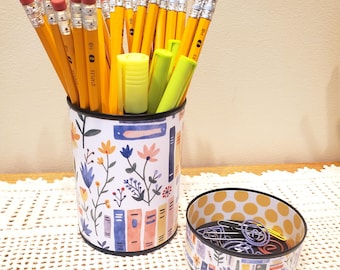 Books and Floral Desk Organizer,  Whimsical Pencil Holder Can - Item 1741