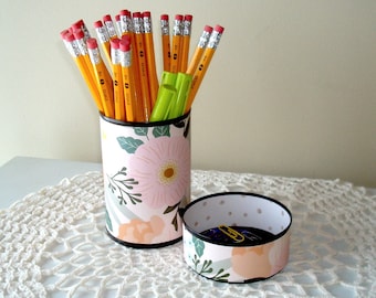 Pale Pink Coral Floral Desk Accessories for Women, Pencil Holder, Pencil Cup, Office Desk Organizer, Dorm Decor - 1542