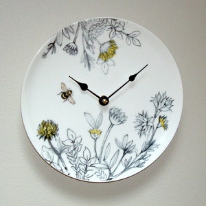 8.5 Inch Clover and Bee Wall Clock A, Small Ceramic Plate Clock, Bee Wall Decor, Kitchen Clock 3283 image 1