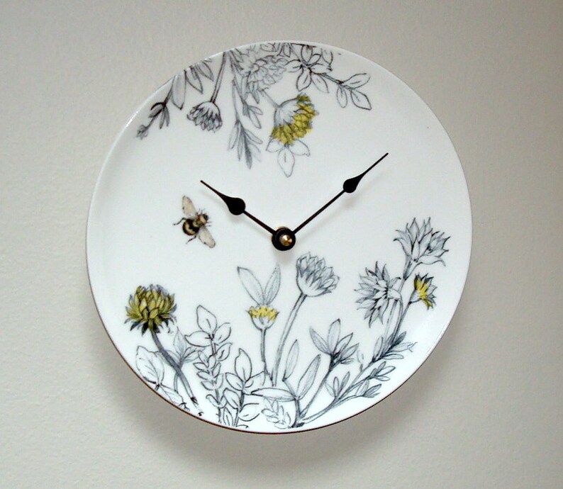 8.5 Inch Clover and Bee Wall Clock A, Small Ceramic Plate Clock, Bee Wall Decor, Kitchen Clock 3283 image 1