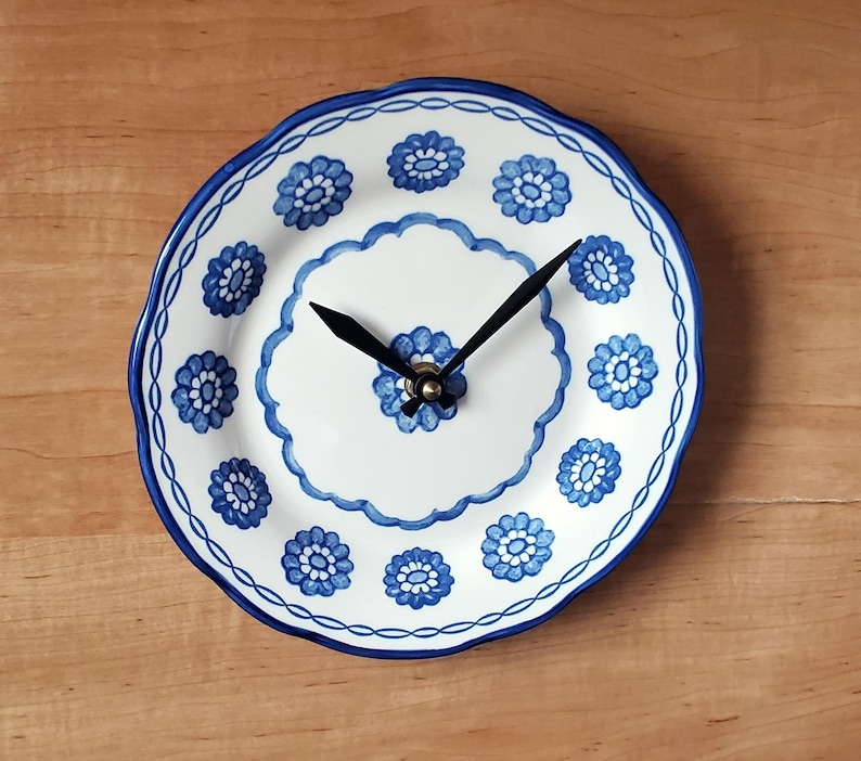 Blue Floral Ceramic Plate Clock: 7.5 Inch Silent Kitchen Wall Decor ...