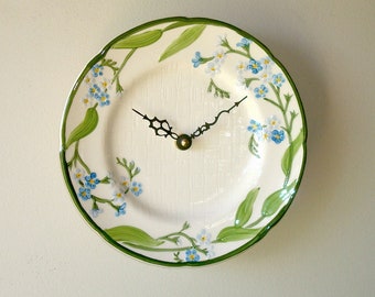 8 Inch Retro Floral Wall Clock, Forget-Me-Not Ceramic Plate Clock, Floral Plate Wall Decor - 3289