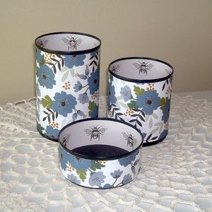 Gray Blue Floral Desk Accessories, Bee Pencil Holder Cup, Desk Organizer, Home Office Decor 1428