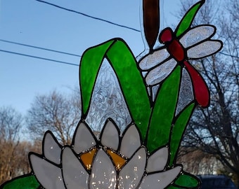 Lilly Pad with Dragonfly Stained glass window CLING