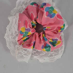SCRUNCHIES! HANDMADE JOY.