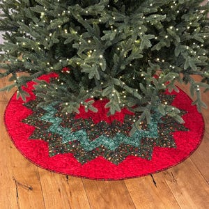 Decorated Tree & Snowflake Design | 50&quot; Diameter | Red Cotton | 6-10&#39; Tree | Handmade Quilted Christmas Tree Skirt