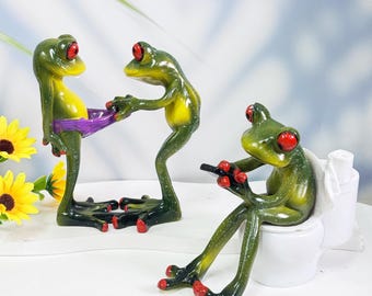 Handgemaakt kikkerbeeldje gebrandschilderd glas, beeldje kikker in toilet, morele kikker, badkamerdecor, bureaudecor, decor humoristisch kikker, leuk kikkercadeau
