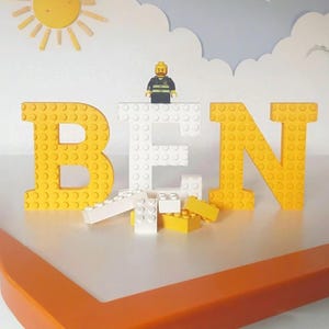 Letras grandes inspiradas en Lego, decoración infantil, personalizadas, regalos para niños, placa con nombre, jugar y aprender, letras, 3D