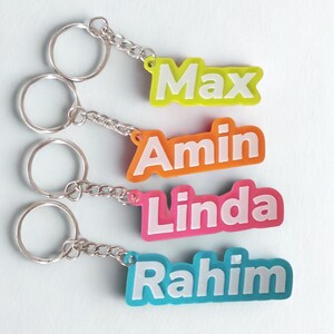 Personalized name keychain, pendant for backpack and school bag, gifts for children, school enrollment gift