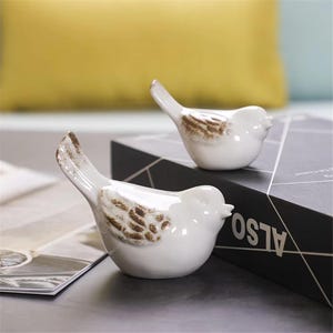 Ceramic Bird Figurine Porcelain Ornament Sculpture for Home and Garden