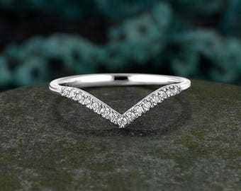 Chevron Curved Wedding Band White Gold Moissanite Diamond Dainty Bridal Stackable Ring Unique Matching Band Anniversary Promise Ring Women