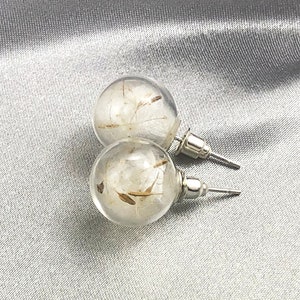 PISCINEL EAR STUDS Glass Ear Stud Natural Cute Silver Small Ear Stud Pissenlit Bijoux cadeau pour les femmes Handmade Ear Stud image 1