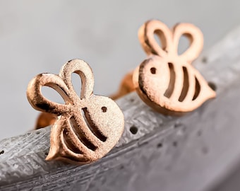 Aretes diminutos de abeja trabajadora - Pendientes delicados de abeja ocupada de animales lindos chapados en oro rosa de ley 925 - Joyería natural de aniversario