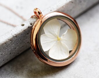 Collar de hortensia en oro rosa – Medallón de flor auténtica, joyería botánica