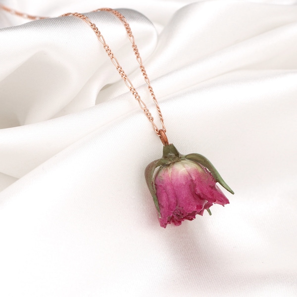 Echte Rosenkette - Romantischer Schmuck aus 925 Sterling Rosegold Vergoldet - Botanische Halskette mit Rosenknospe - Naturschmuck Geschenk