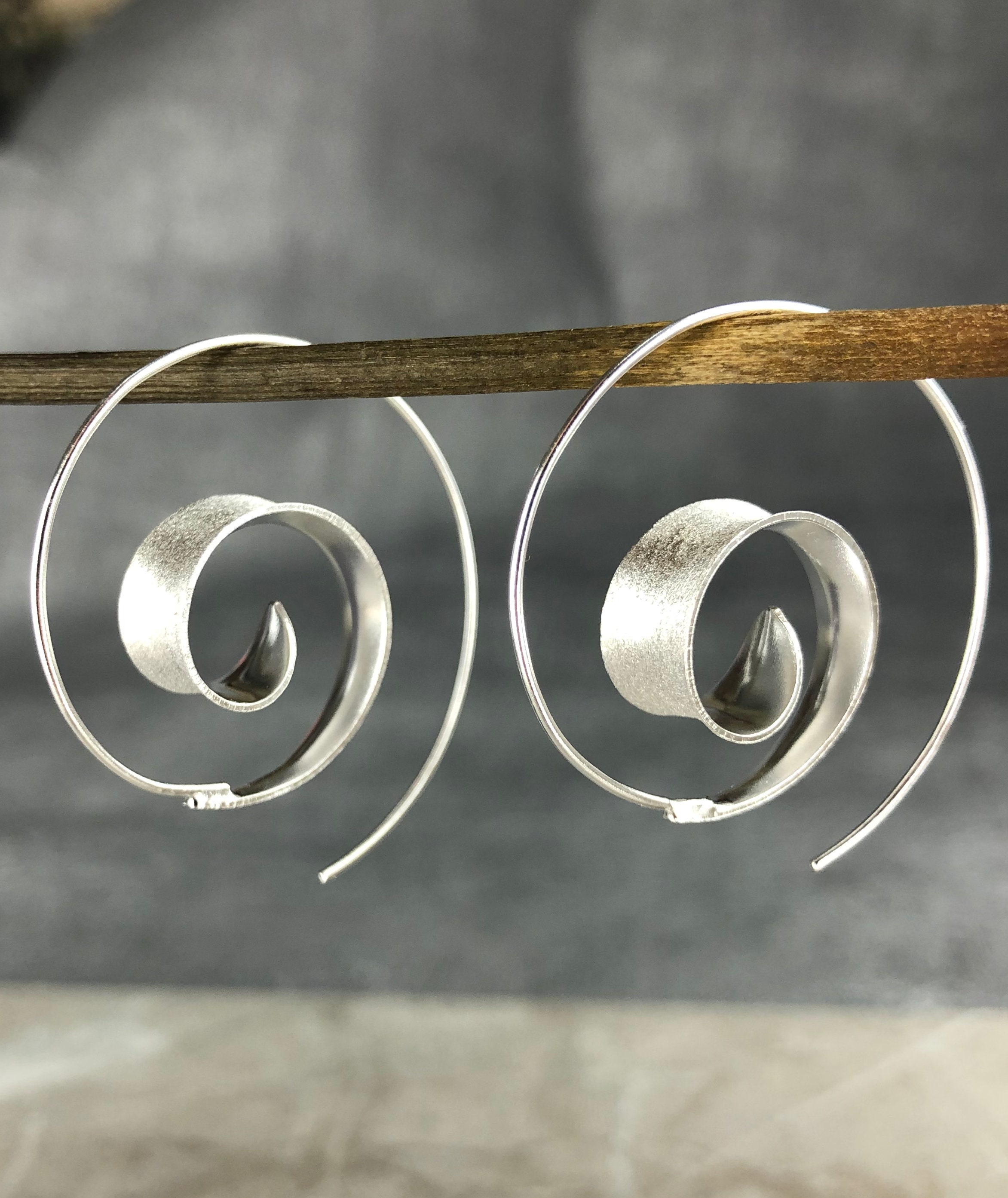 Orecchini a spirale in argento sterling: gioielli tribali boho per festival - Italia
