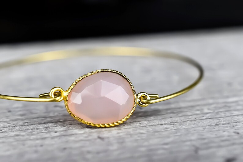 gold plated- Rose quartz bangle