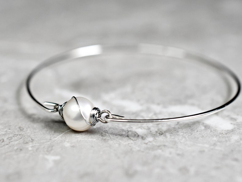 Real Freshwater Wire Wrapped Pearl Bangle Silver Dainty Elegant Minimalistic Casual Bracelet Bride Wedding Proposal Maritime Jewelry image 5