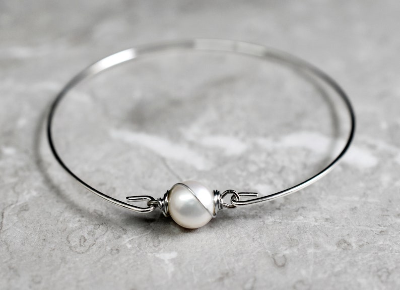 Real Freshwater Wire Wrapped Pearl Bangle Silver Dainty Elegant Minimalistic Casual Bracelet Bride Wedding Proposal Maritime Jewelry image 6