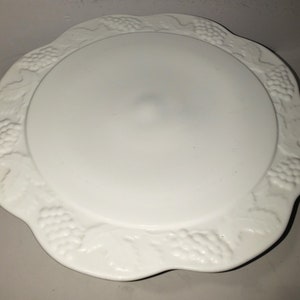 Colony Harvest Milk Glass Cake Stand 13 Diameter image 4