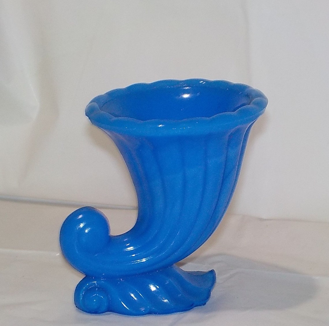 Vintage Akro Agate Blue Slag Glass Horn Vase Etsy