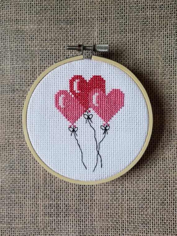 Simply Make Cross Stitch Kit - Mum Heart Balloons Simply Make Cross Stitch Kit - Mum Heart Balloons