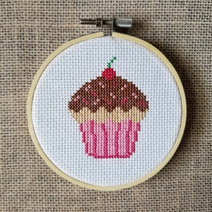 Counted Cross Stitch Cupcake Pattern - PDF Download