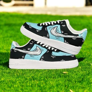 Schwarz Blau Cartoon Benutzerdefinierte Air Force 1 Schuhe, benutzerdefinierte handbemalte schwarz blau Cartoon AF1, personalisierte AF1 Schuhe, kostenloser Versand