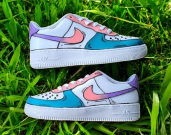 カラフルな漫画風カスタムエアフォース1シューズ、カスタム手描きのカラフルな漫画風AF1、カラフルなシューズ、手描きのAF1スニーカー、送料無料