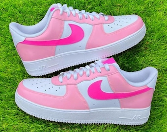 ピンクのカスタムエアフォース1シューズ、カスタムハンドペイントピンクAF1、ピンクのAF1シューズ、ハンドペイントAF1スニーカー、送料無料