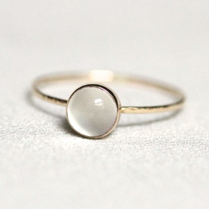 SOLID Gold personalisierte Birthstone Ring | 585er Gold | Bubble Stack Ring | Minimalistischer Stapelring Personalisierter Geburtsstein Ring