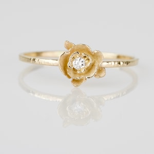 Gold Diamant Rose Ring | 14k Gold oder Sterling Silber | Handgeschnitzt | Stapelring Silber 925 | Zierliche schlanke Rosen Schmuck