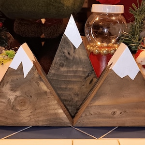 Handcrafted Wooden Triangle Trees Set of 3 - Customizable Rustic Holiday Decor, Minimalist Home & Christmas Decorations