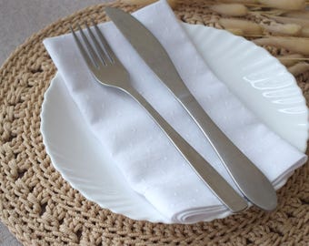 Crochet Round Placemat - Handmade Table Mat, Boho Farmhouse Decor, Beige & Plum - Minimalist Table Decor, Housewarming Gift