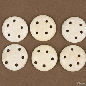 Small White Bone Buttons,  Cream color - 15mm diameter,  12 pieces -B3236