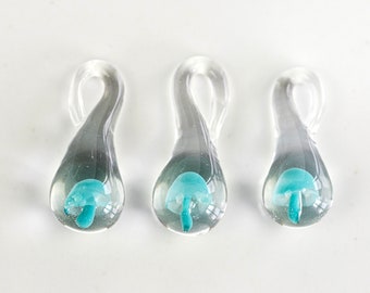 Glass Mushroom Pendants, Toadstool charms,  hemp jewelry supplies  -3 pieces -B3268