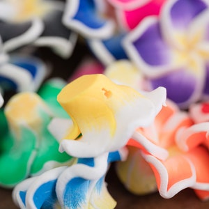 Polymer Clay Flower Beads, plumeria, mixed colors, 20mm diameter, 10 pieces B3180 image 6