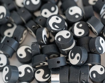 Black White Ying Yang  Beads, round polymer clay with hole - 30 Pieces - B3201