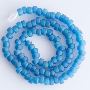 Glass Crow Pony Beads, blaue Indianer Krähe, Größe 9 mm, 100 Stück Strang -B3312