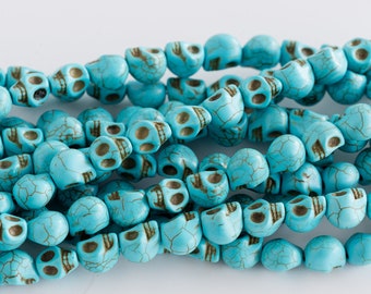 Perles tête de mort turquoise 10 mm, pierre howlite, 38 pièces sur fil -B3164