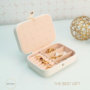 Personalized Jewelry Box, Bridesmaid Gift Box, Custom Jewelry Organizer, Wedding Party Gift, gift for her, Christmas GiftMinimalist Jewelry