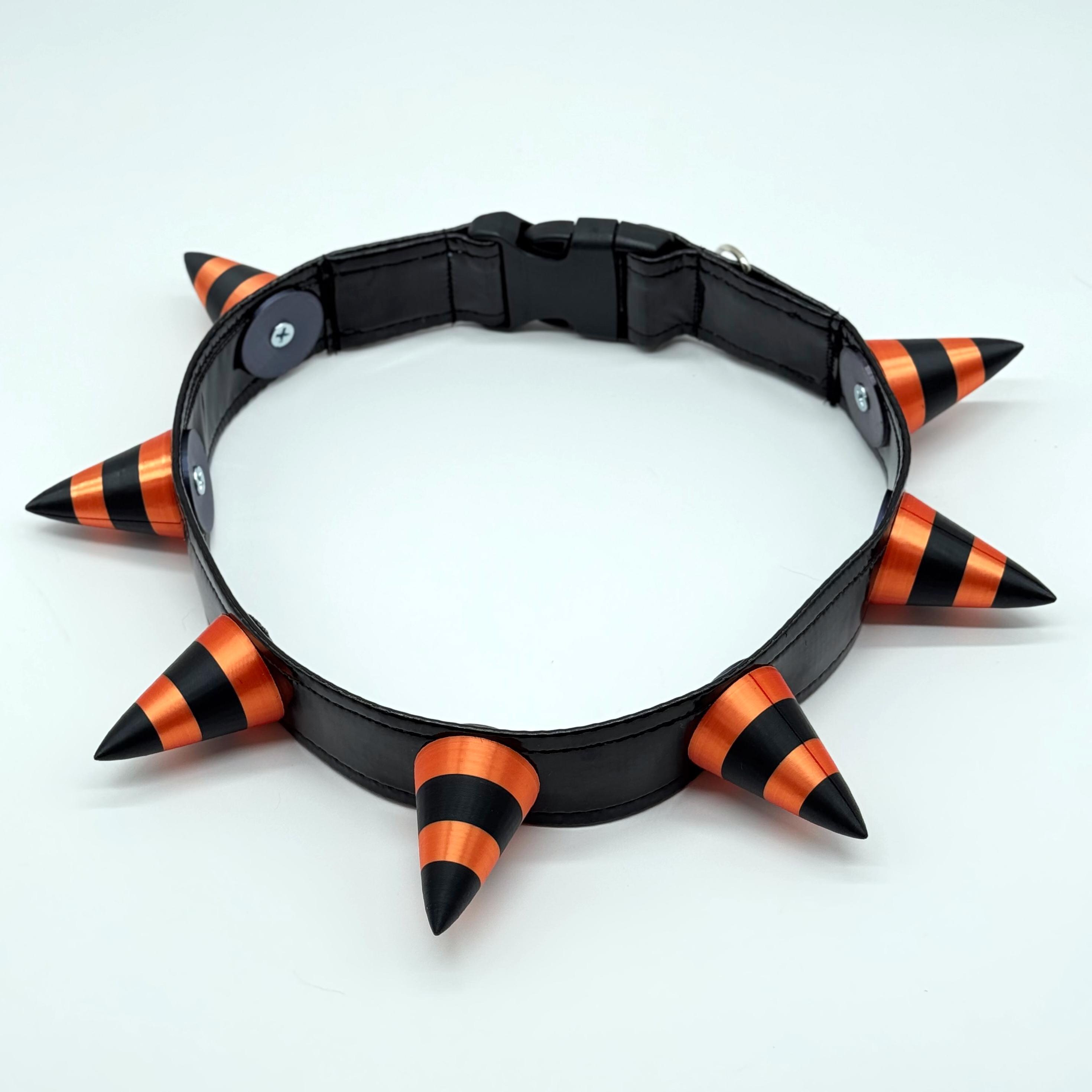 Jumbo Spiked Fursuit Kragen - HALLOWEEN Spikes Schwarz und Orange