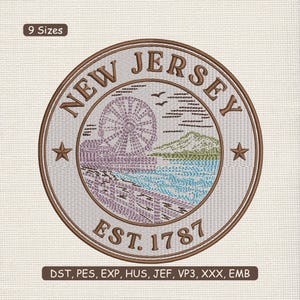 Könnte beinhalten: Gestickter Aufnäher mit kreisförmigem Design. Der Text "NEW JERSEY" steht oben, mit "EST. 1787" unten. Das Design umfasst ein Riesenrad, das Meer und einen Berg. Zwei Sterne flankieren das Design. Der Aufnäher ist braun, lila, blau und grün.