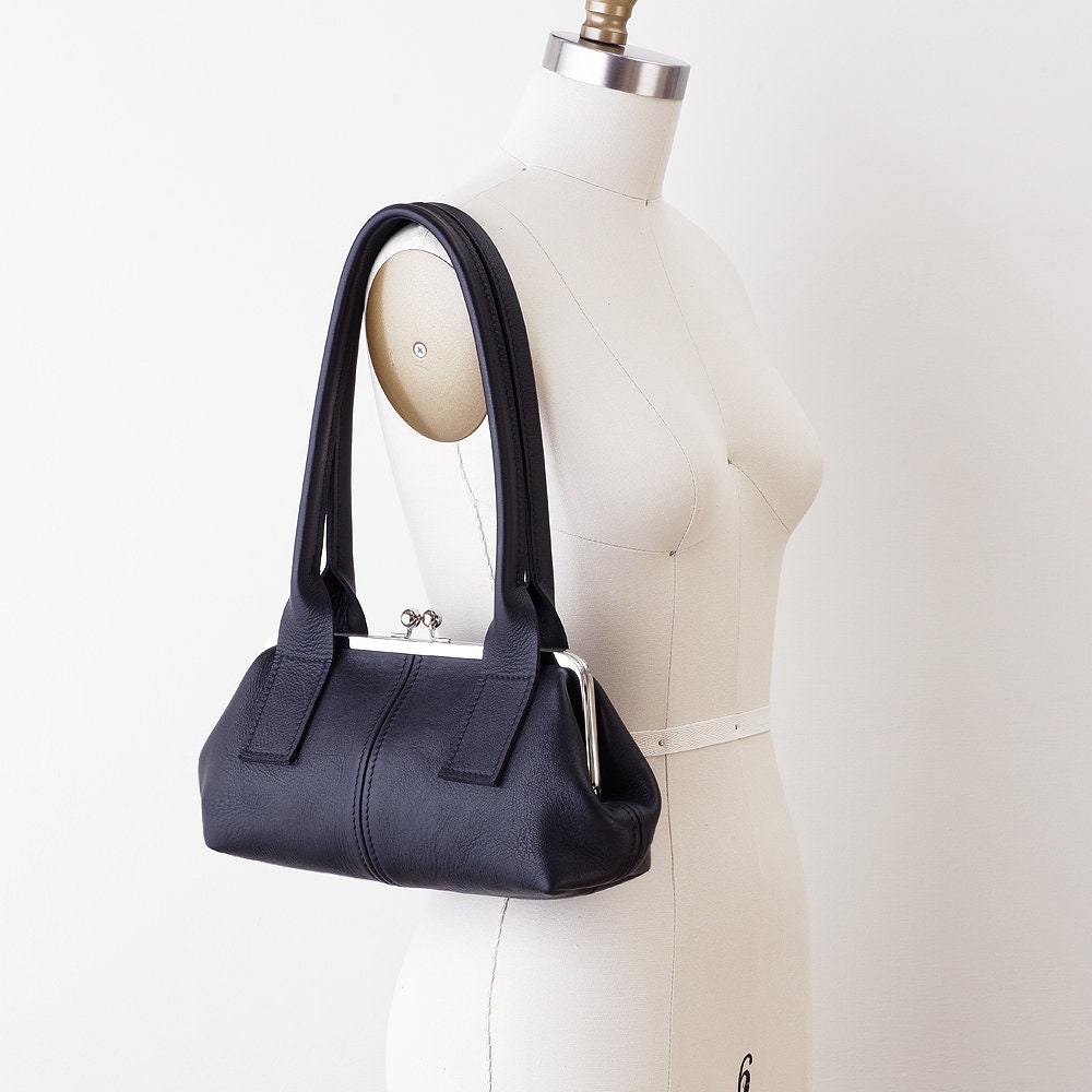 Leather Kiss Lock Handbag Retro Style Kiss Lock Frame Etsy