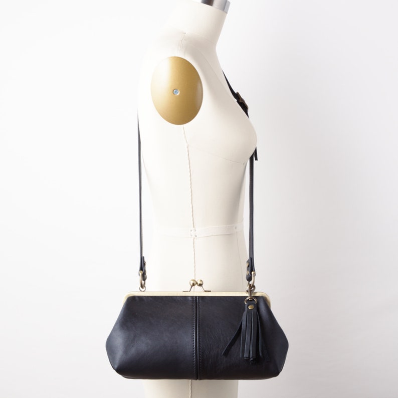 Victorian Purses, Bags, Handbags | Edwardian Bags     Leather Kiss Lock Crossbody Bag Small Top Closure Frame Crossbody Handbag Retro Style Kiss Lock Purse  AT vintagedancer.com