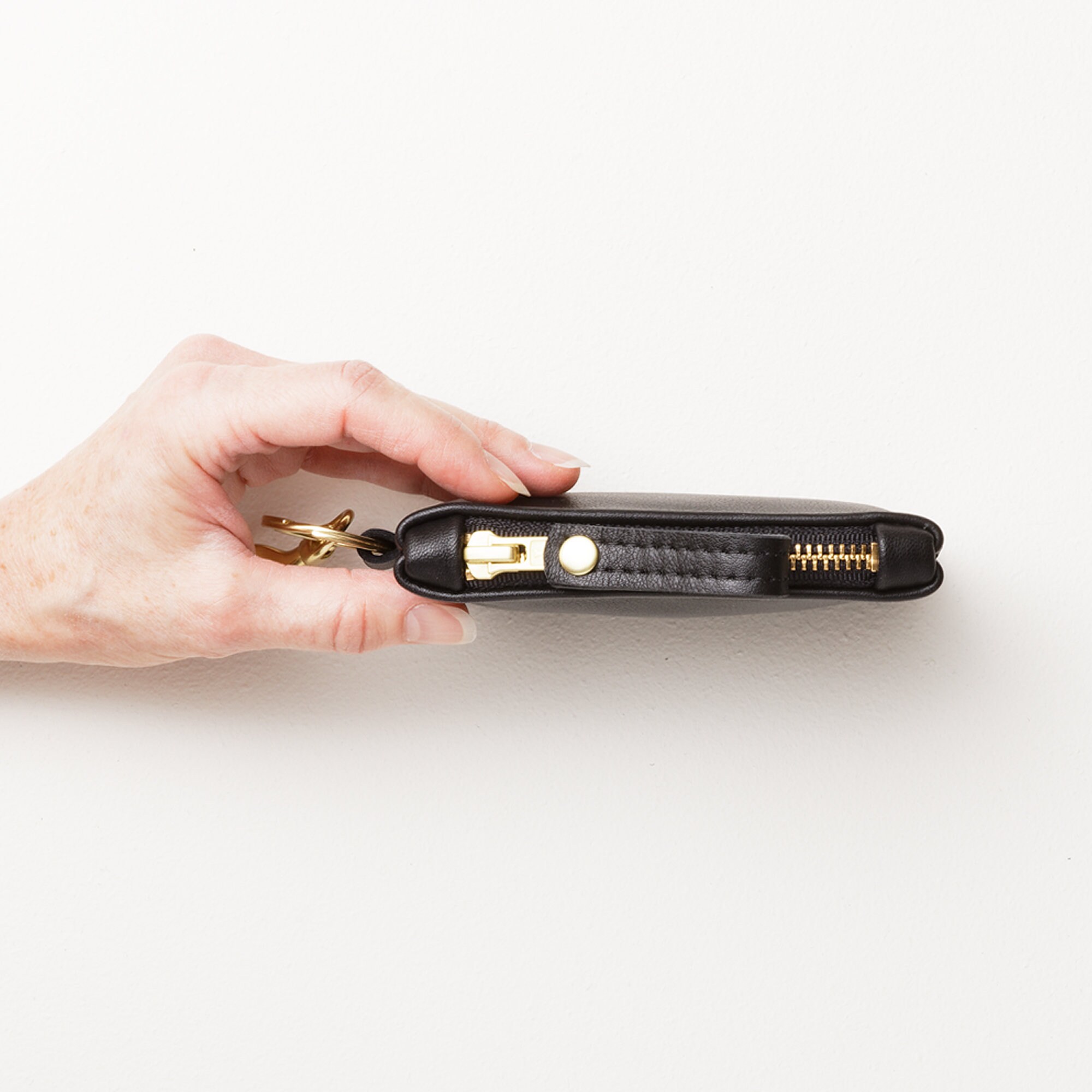 【COSYHARU】Vintage Wallet Keyring Personalized Keychain Zip Wallet With Keyring and Clip