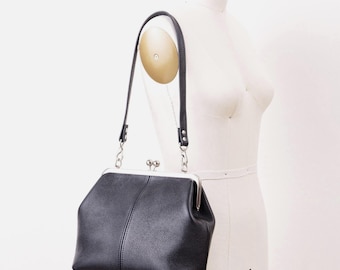 Black Leather Kiss Lock Frame Handbag, Pebble Grain Cowhide Retro Look Bag, Shoulder Strap Options, Vintage Style Purse